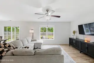 7087 Copperfield Court, Wilmington, NC 28411 – photo 10: Living Room