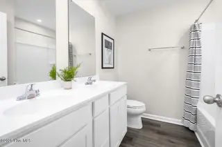 572 Bell Creek Avenue NE, Winnabow, NC 28479 – photo 11: Guest Bath