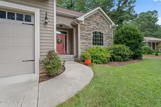 14 Lakeview Drive, Whispering Pines, NC 28327 – photo 3: 4-web-or-mls-DSC03762