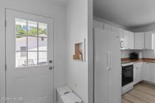 109 NE 17th Street, Oak Island, NC 28465 – photo 12: 30-web-or-mls-BTS00742 - Copy