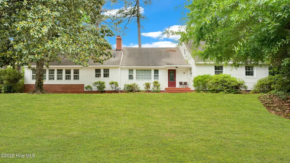1902 Sherwood Drive, Greenville, NC 27858 – photo 1 of 56: 7-web-or-mls-1902 Sherwood Drive-8