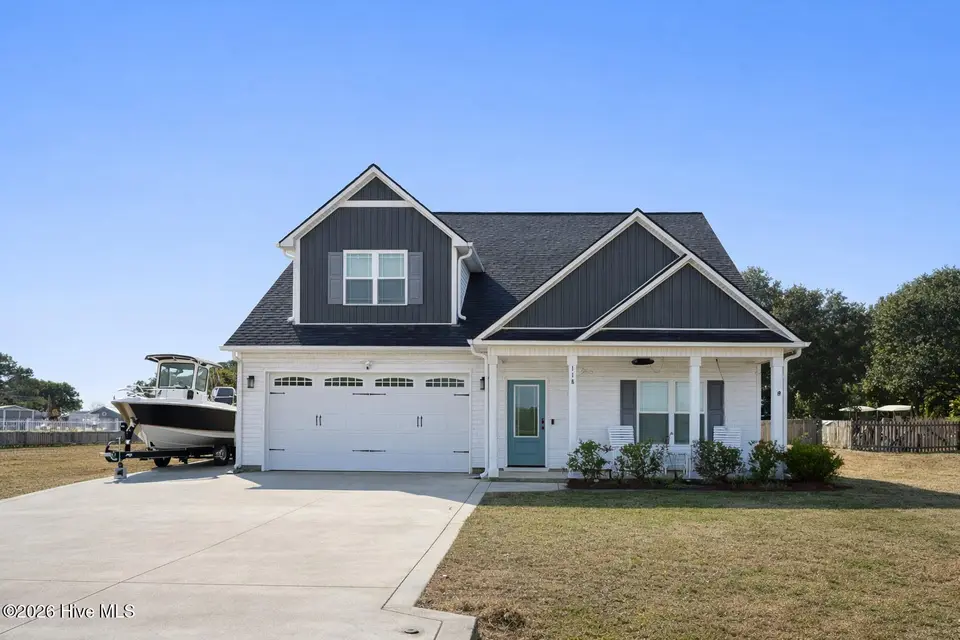 118 Camelot Drive, Holly Ridge, NC 28445 – photo 1 of 38: Camelot Exterior