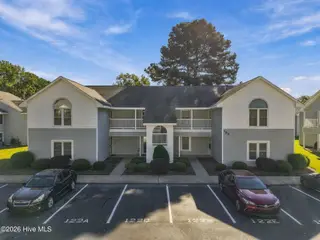 122 W Victoria Court C, Greenville, NC 27834 — 2-bedroom condo in Willoughby Park, Greenville, NC, photo 3 of 13: 3-web-or-mls-DJI_20260928100741_0006_D_e