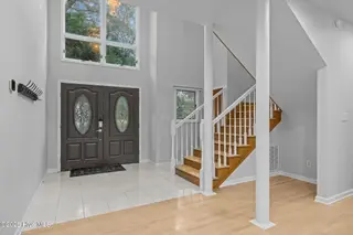 518 Egret Lake Drive, Pine Knoll Shores, NC 28512 – photo 6: 31-web-or-mls-1S3A7022