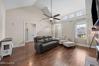 2412 Carlow Place, Winterville, NC 28590 — 3-bedroom home in Davencroft Village, Winterville, NC, photo 7 of 45: 26-web-or-mls-BLS_0048