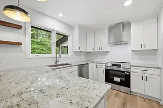 200 Devonshire Avenue W, Seven Lakes, NC 27376 – photo 12: 31-web-or-mls-IMG_5819