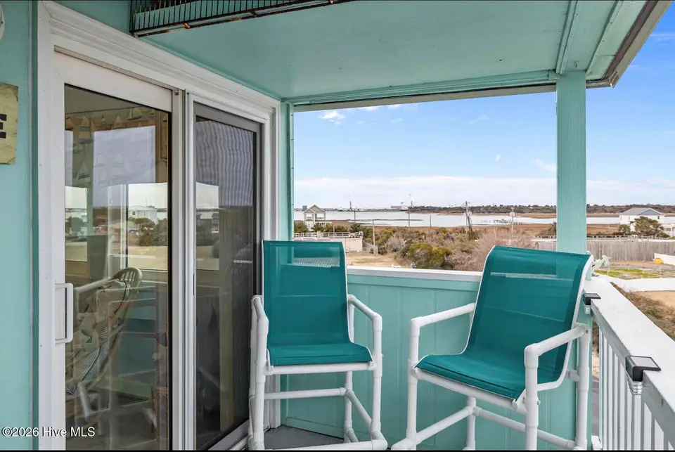 301 Commerce Way 301, Atlantic Beach, NC 28512 – photo 1 of 26: F6DE0C69-22DC-4AA8-A213-2D637F431B81