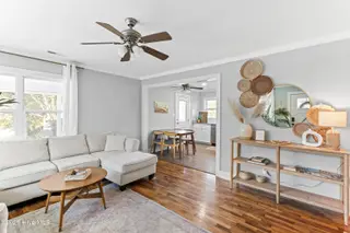426 Keziah Street, Oak Island, NC 28465 – photo 5: 005_426_keziah_street-05_728