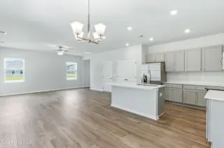 607 S Squires Run Lane, Richlands, NC 28574 – photo 10: Dining Area