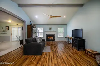 102 Laura Drive, New Bern, NC 28562 – photo 10: Living Room