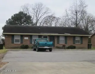1702 Birchwood Drive SE, Wilson, NC 27893 – photo 3: 1706 Birchwood Dr.