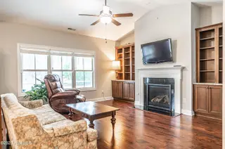 255 Champions Ridge Drive, Southern Pines, NC 28387 – photo 6: Living Room