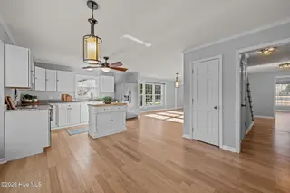236 Shoreline Drive, New Bern, NC 28562 – photo 22: 44-web-or-mls-DSC_6349