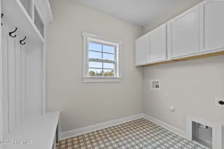 984 Hunter Grace Drive, Winterville, NC 28590 – photo 18: 36-web-or-mls-LHV_1975