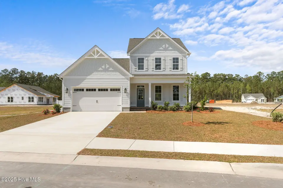 1009 Brighton Drive, New Bern, NC 28562 – photo 1 of 56: 1-web-or-mls-DSC_2987