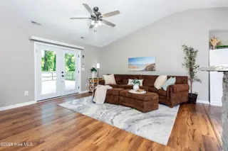 154 Crooked Run Drive, New Bern, NC 28560 – photo 22: 20260604-Rock I (3596 of 1)