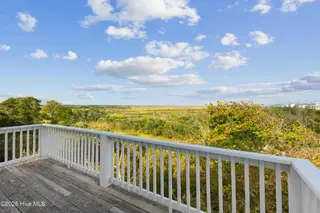 114 Sea Oaks Court, North Topsail Beach, NC 28460 – photo 9: 26_501a8542
