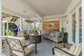 704 Ocean Boulevard 2, Carolina Beach, NC 28428 – photo 7: Outdoor entertainment