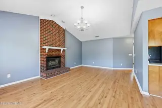 303 Plateau Drive, Greenville, NC 27858 – photo 8: 19-web-or-mls-IMG_2598