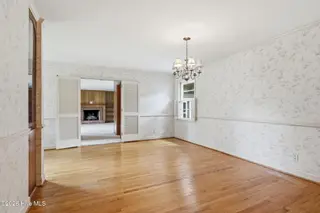 3030 Fairway Road, Morehead City, NC 28557 – photo 13: 14-web-or-mls-1S3A9092