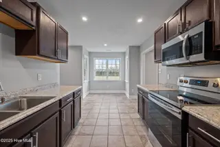 128 Annie Road, Richlands, NC 28574 – photo 8: 33-web-or-mls-_RAD7093