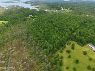 121 Bay Drive, Smyrna, NC 28579 – photo 3: 0