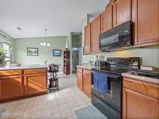 140 Van Riggs Road, Hubert, NC 28539 – photo 11: 11-web-or-mls-140 Van Riggs Rd. 21