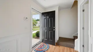112 Chandler Drive E, Greenville, NC 27834 – photo 2: Foyer