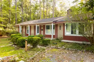 1610 E Indiana Avenue, Southern Pines, NC 28387 – photo 2: 8U4A1204_websize
