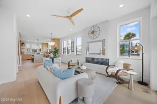605 Fort Fisher Boulevard S Unit A, Kure Beach, NC 28449 – photo 16: 33_living room