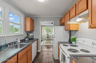 115 Banks Street, Jacksonville, NC 28540 — 3-bedroom home in New River Homes, Jacksonville, NC, photo 14 of 38