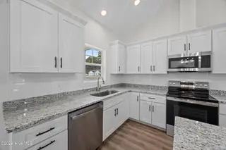 100 Maple Court, Havelock, NC 28532 – photo 15: 15-web-or-mls-0C0A2729 - Copy