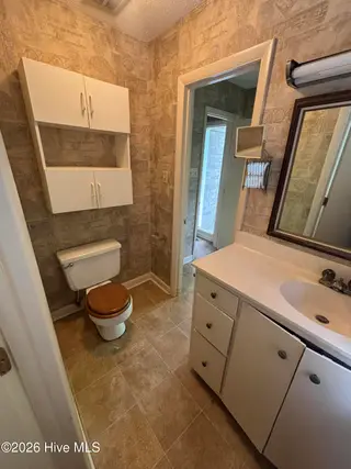 4512 W Fairway Drive, Trent Woods, NC 28562 – photo 11: IMG_5431