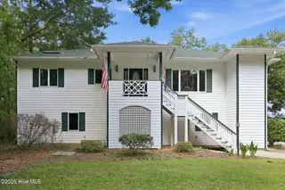 308 Silver Creek Landing Road, Swansboro, NC 28584 – photo 2: 308 Silver Creek Landing Rd