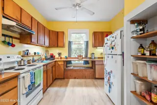 1908 Princess Street, Wilmington, NC 28405 – photo 19: 05kitchen