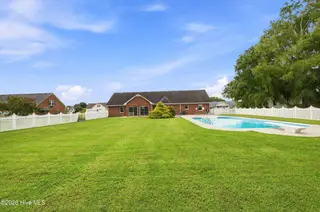 702 Everett Drive, Elizabeth City, NC 27909 – photo 20: 059_mh2_4531