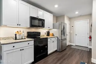 634 Aurora Place, Hampstead, NC 28443 – photo 17: mls-DSC03404