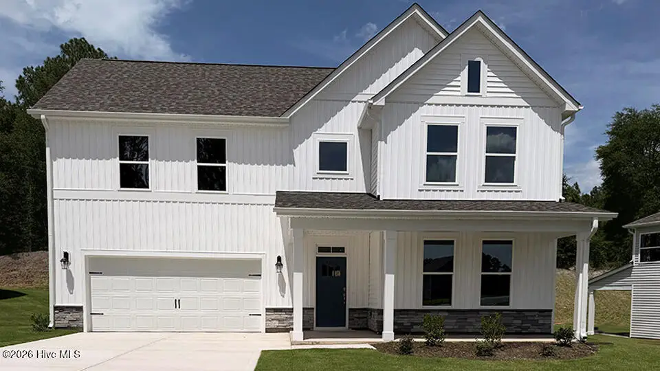 1025 Martin Farms Boulevard, Aberdeen, NC 28315 – photo 1 of 33: Hartwell C