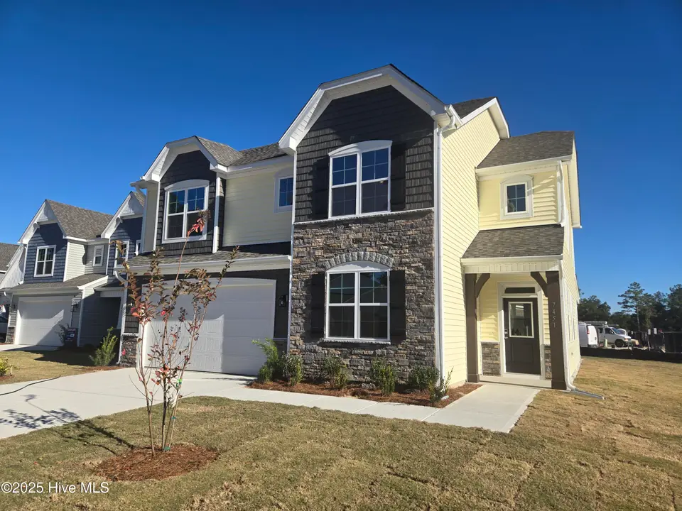 7451 Julius Dr, Leland, NC 28451 – photo 1 of 36: 1000023529