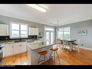 1701 Canal Drive, Carolina Beach, NC 28428 – photo 10: mls-BRA_9513