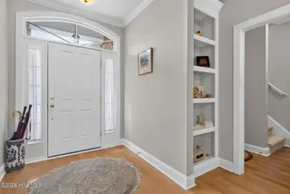 4150 Bedford Way, Southport, NC 28461 – photo 4: Separate Entry Foyer