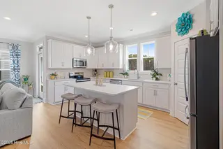 139 Freedom Park Road, Beaufort, NC 28516 – photo 5: Kitchen with quartz counters