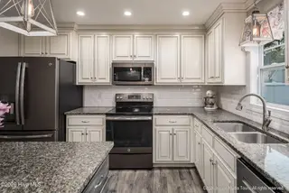 728 Red Birch Lane, Greenville, NC 27858 – photo 9: KITCHEN
