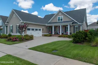 939 Bradshaw Terrace, Wilmington, NC 28412 — 3-bedroom home in Riverlights, Wilmington, NC, photo 2 of 75: DSC_5097