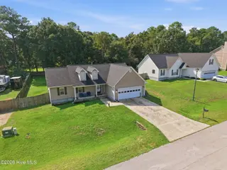 138 Lawndale Lane, Sneads Ferry, NC 28460 – photo 4