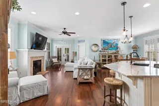 6467 Timber Hitch Drive SW, Ocean Isle Beach, NC 28469 – photo 7: 15-web-or-mls-CamMediaLLC.com (35 of 77)