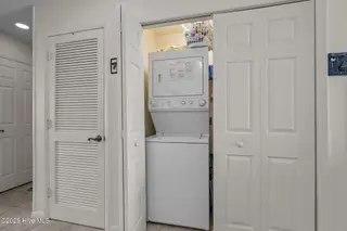 9100 Reed Drive 4305, Emerald Isle, NC 28594 – photo 18: Laundry