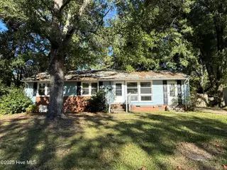 809 River Street, Jacksonville, NC 28540 – photo 4: Photo Oct 21 2025, 10 22 28 AM