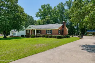 2475 Reges Store Road, Nashville, NC 27856 — 3-bedroom home, Nashville, NC, photo 2 of 43: Front View