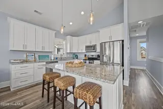 331 Oceanaire Lane, Surf City, NC 28445 – photo 19: 38-web-or-mls-_RAD2867